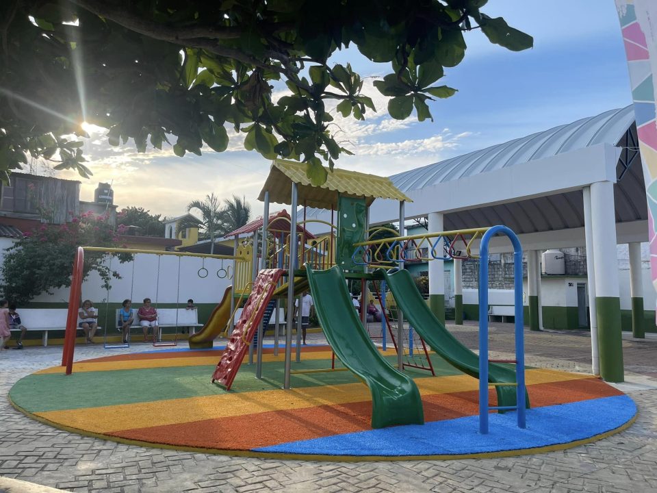 Remodelado integralmente el parque infantil Vallezate