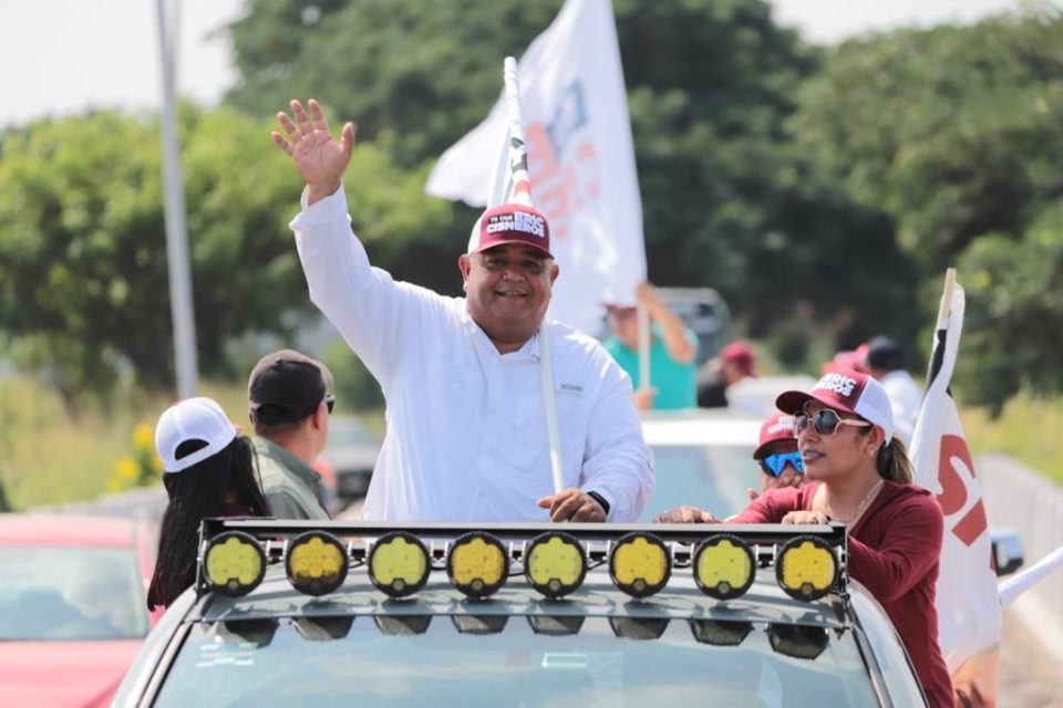 Caravana de la Victoria acompa a a Eric Cisneros en la conurbaci n